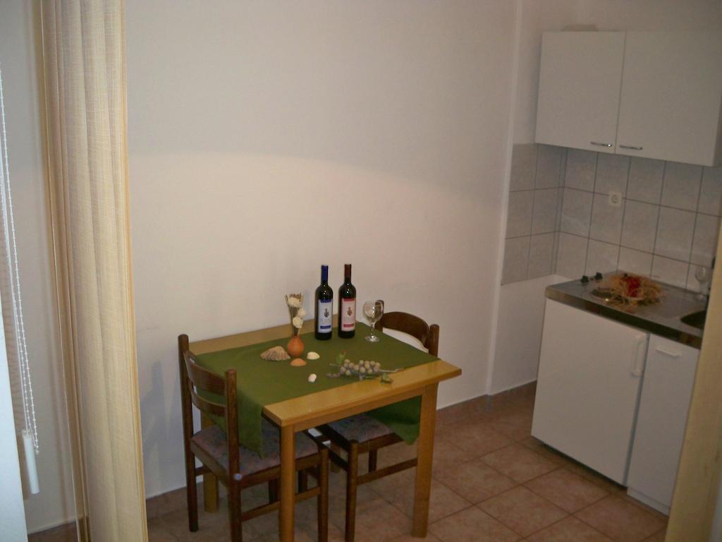 Guesthouse Lucic Orebić Værelse billede